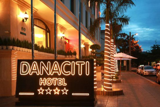 Khách Sạn Danaciti